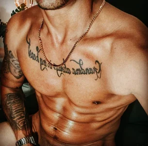 Maximo_Dick Public Pic 6