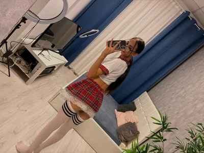LexxyBloom Wanna be my Teacher ? รูป  4