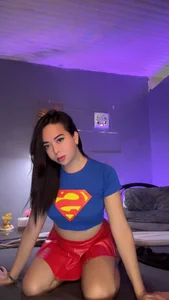 Your super girl od Songbirdts  snímek