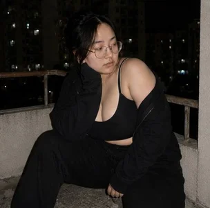LindaFletcher I love nighttime places🖤😇 Pic 3