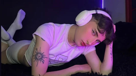 🔥 🍕Let’s Play VideoGames! 🎮🔥 de SebastianHilton  Imagens