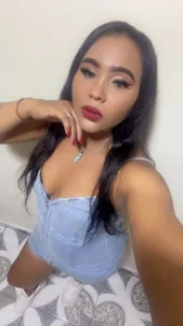 Scarlettt_Ass weekend departure Pic