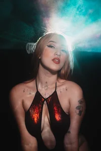 MollyCruz NEON 🔥 Bilde 2