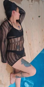 anny_roberts relaxing day Pic 3