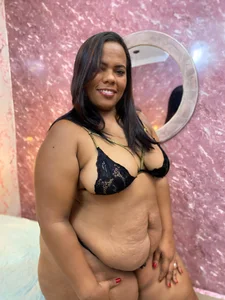 WALESKABBW_ASS Sexy and big ass right here 🍑🍑 Pic 4