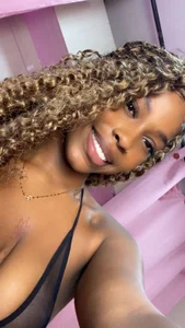 sexy Mara de KiomaraaBaker  3 Imagens