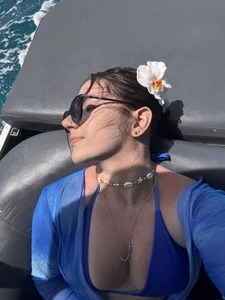 Ayha_khalaf vacation on the beach Pic