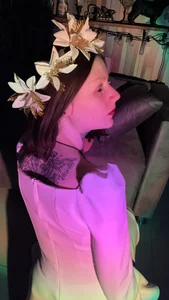 VeliraBraitberg Teaser of custom Immagine 