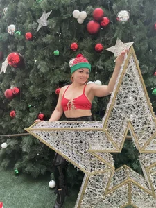 yulina_xue Christmas 2022 Pic 8