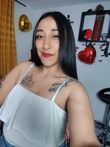 Androgena1003 Public Foto 4
