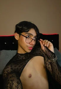 Eros_Lux kullanıcısının In my room, I'll wait for you on my broadcast!!!! albümü -  8 fotoğraf