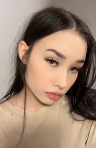 Amalia_3 Public Pic 2