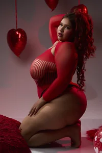 Alanna_hot3: happy valentine ( 3 фото)