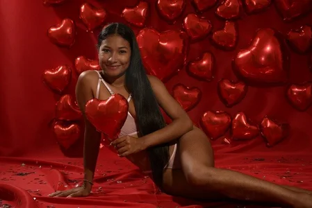 arianax20 Ariana Pic 3