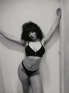 laureentt_ Public Pic 4