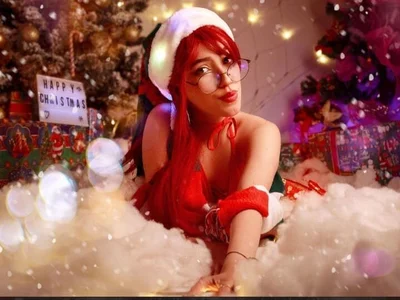 Oliviamonroex18 A Little Naughty Never Hurts🎄 사진 5