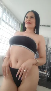 CharlotteCottin happy tuesday ✨ Immagine  4