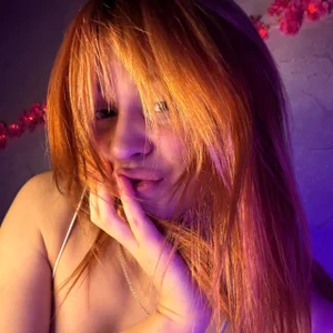 lovely_redhead Home Vibe Pic 4