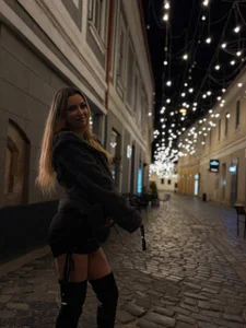 City lights + me...You in? de JoLicious_  4 photos