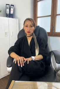 alexia_james_ Alexa's Office Pic 2