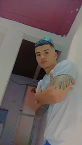 Public od Dylan_Thiago_  5 snímek