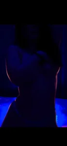 DeniseReese "hands on the table" have you watched these videos yet? Poză