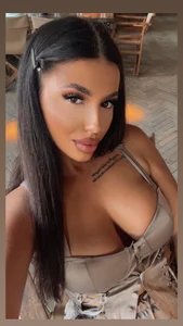 ArianaSanchezzPublic图片 4