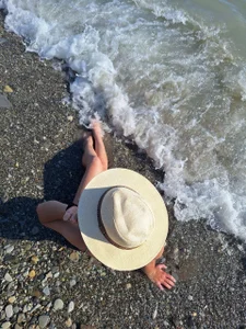 Softy_Aura_ I wish this summer would never end. 😇 Hình 6