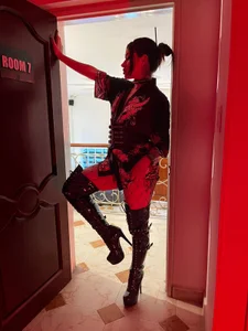 Agnes_jones_ Temple of Silk and Shadows Pic 6