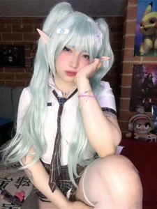 _alexa19pretty_ elf kawaii Pic 4