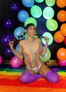 taty_miller 💛🧡PRIDE💜💙 Pic