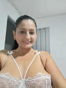 Salvaje_ambitious Public Pic 3