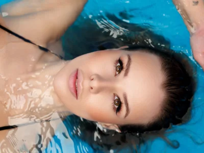 Public od Ashley_Roys  2 snímek