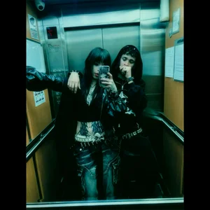 Public de vampire_sinners  3 Imagens
