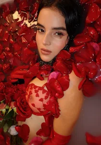 Alahia_bree San Valentín🫦🫦 Pic