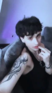 † ALUCARD † de vampire_sinners  2 Imagens