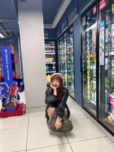 In the supermarket!🛒🏪 de SaharaKramer  2 Imagens