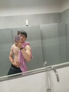 ADAM_CUMS NEW MEN Kuva 3