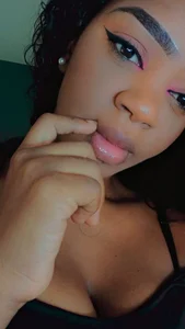 Public od Aylindelosrios  7 snímek