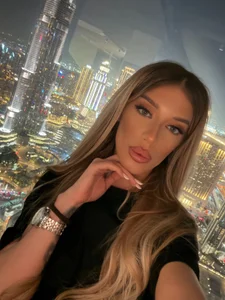 EllinaNuria Public  3. fénykép