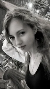 BerniceDevriesPublic图片 2