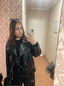 TastyGyrl Public Poză 4