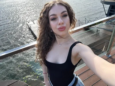 Public od IconDoll  8 snímek