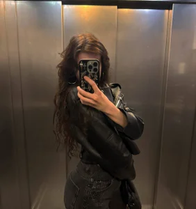 LaureJolietPublic Bild 5