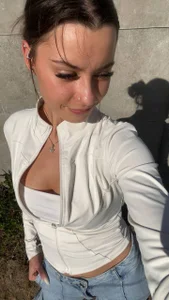 Bunny_Nextdooor itsme Foto 2