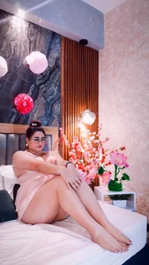 BellaPeers_ Bella in pink vibes 🌸 Pic 6