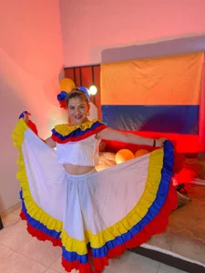 GraceElizabeth_ Come do a cultural exchange with me. Pic 5