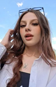 Lola_lovelyyy Public slika 3