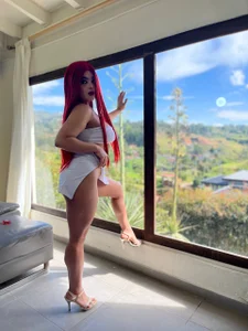 Emily_Gil1 a small red flower 🌸❤️❤️ Hình 4