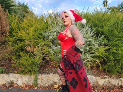 PinkTheHawk CHRISTMAS Immagine  6